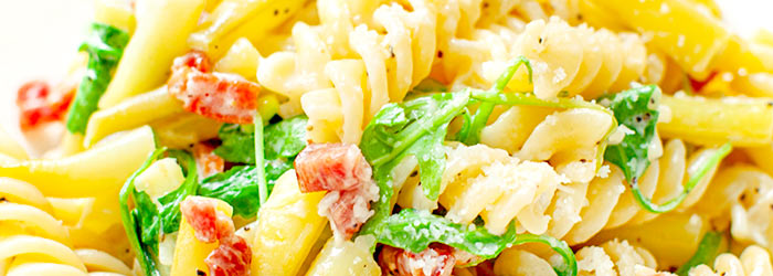 Makaron z fasolką szparagową i boczkiem